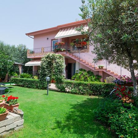 B&B L'Asfodelo ヴィッラ・サン・ピエトロ エクステリア 写真